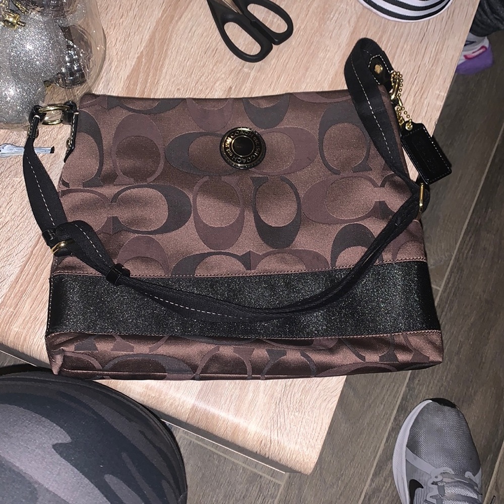 Gorgeous authentic Coach crossbody !